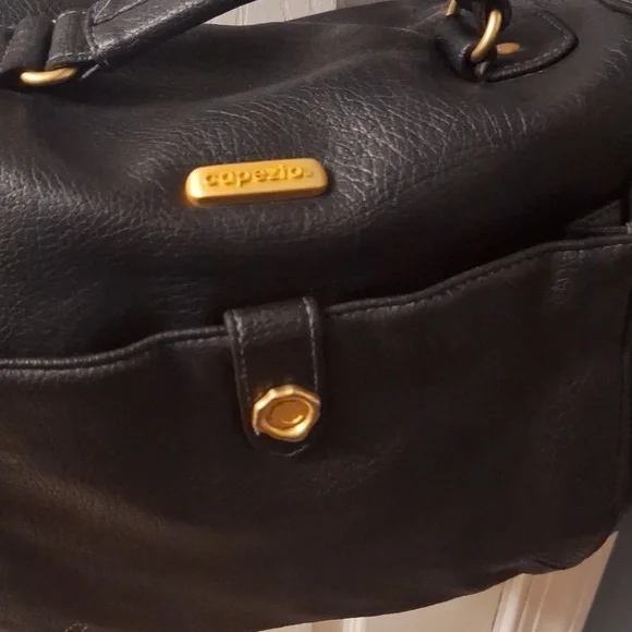 Black Leather Shoulder Bag By Capezio - Picture 3 of 16